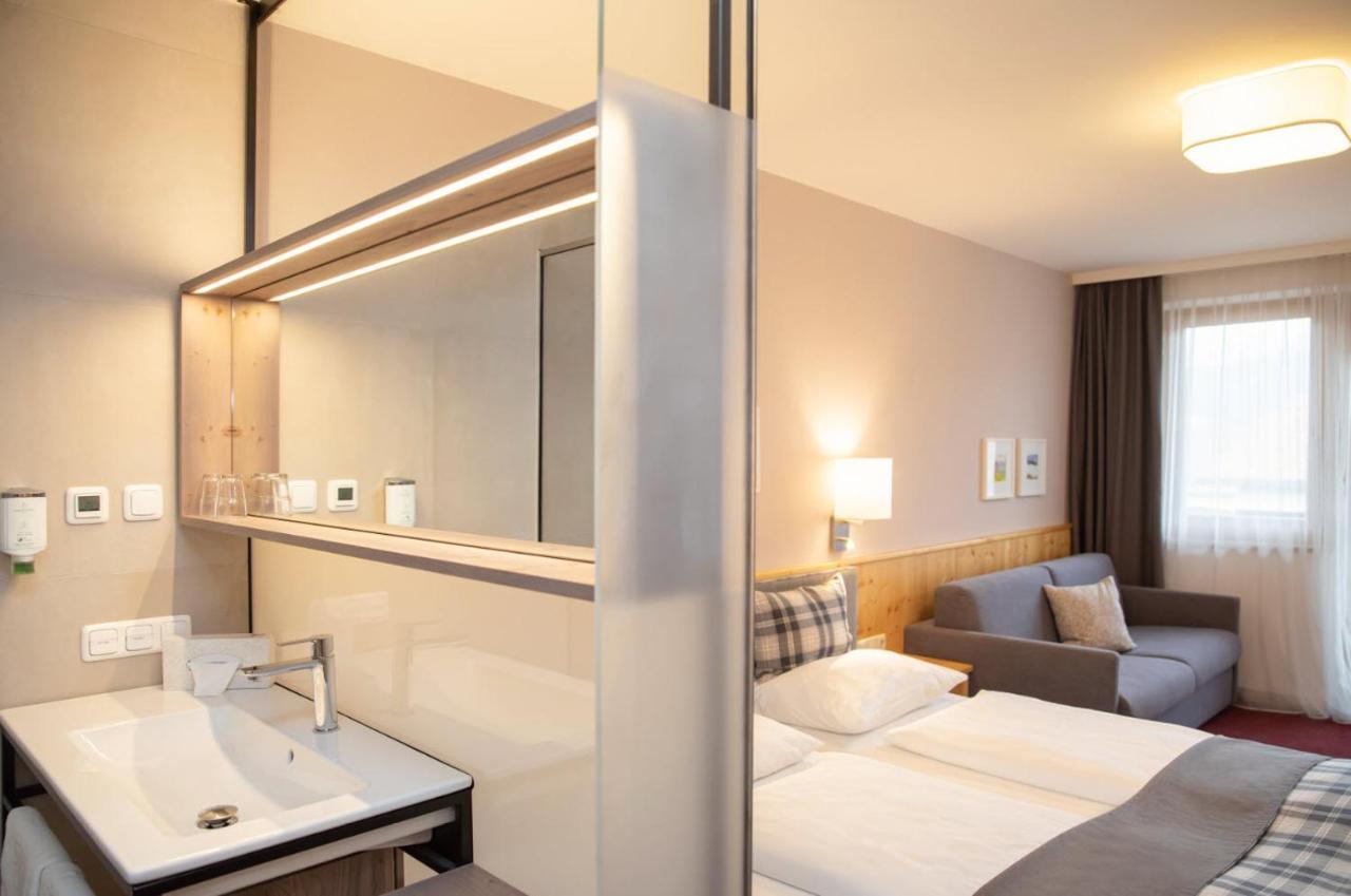 Hotel Gasthof Zum Kirchenwirt Puch bei Hallein Kültér fotó