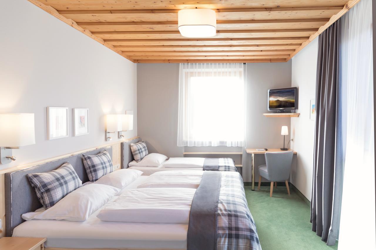 Hotel Gasthof Zum Kirchenwirt Puch bei Hallein Kültér fotó